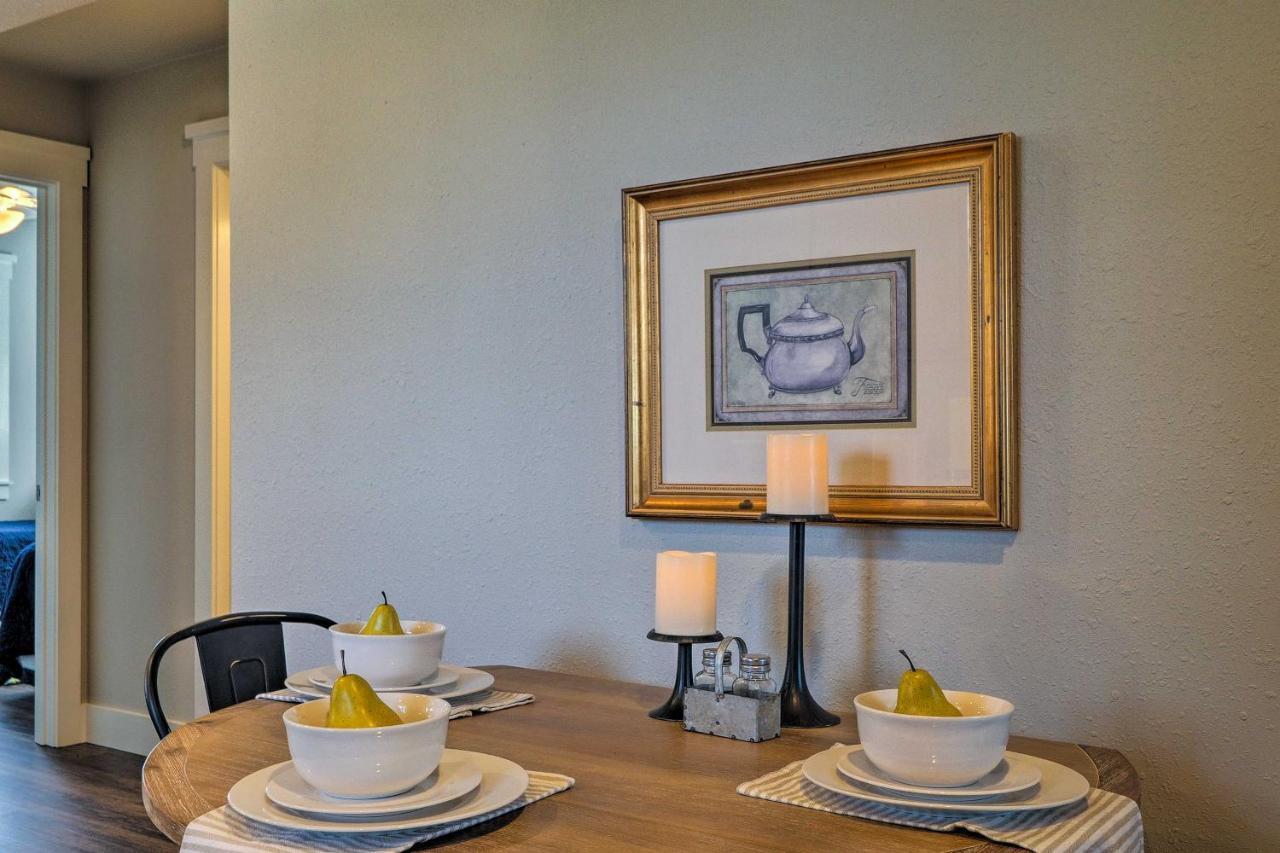 Cozy Home Blocks To Georgetown Square And Su! Екстер'єр фото